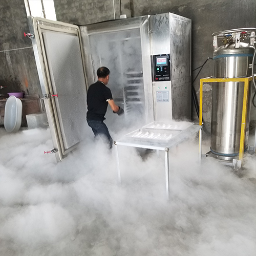 小型冷庫的價格主要受到哪些因素的影響？